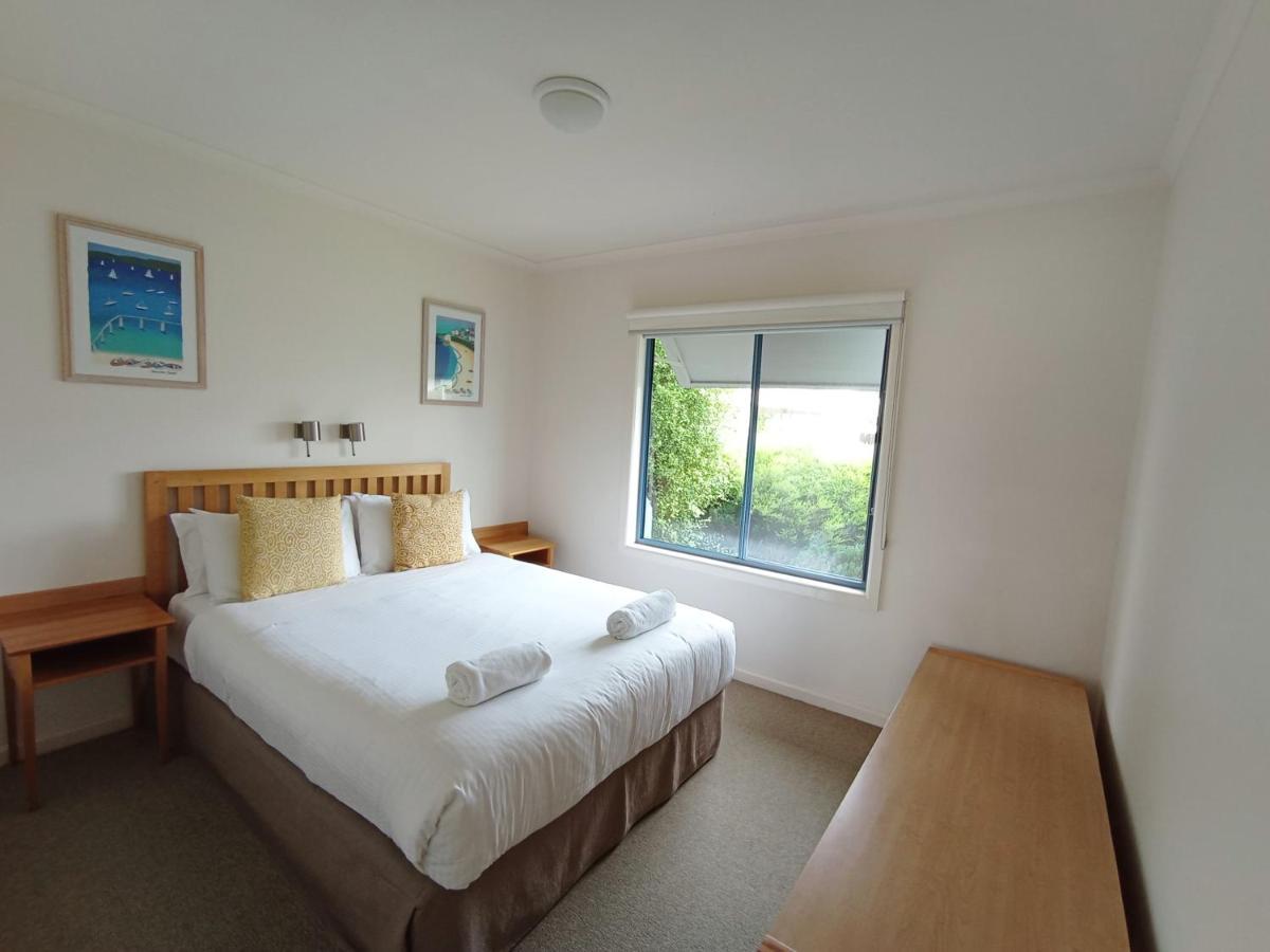 The View - Captains Cove Waterfront Resort Paynesville Extérieur photo
