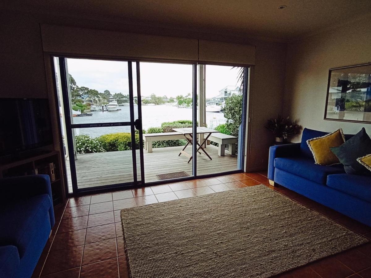 The View - Captains Cove Waterfront Resort Paynesville Extérieur photo